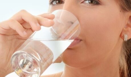 Cold Water or Warm Water Which is Best for Weightloss?